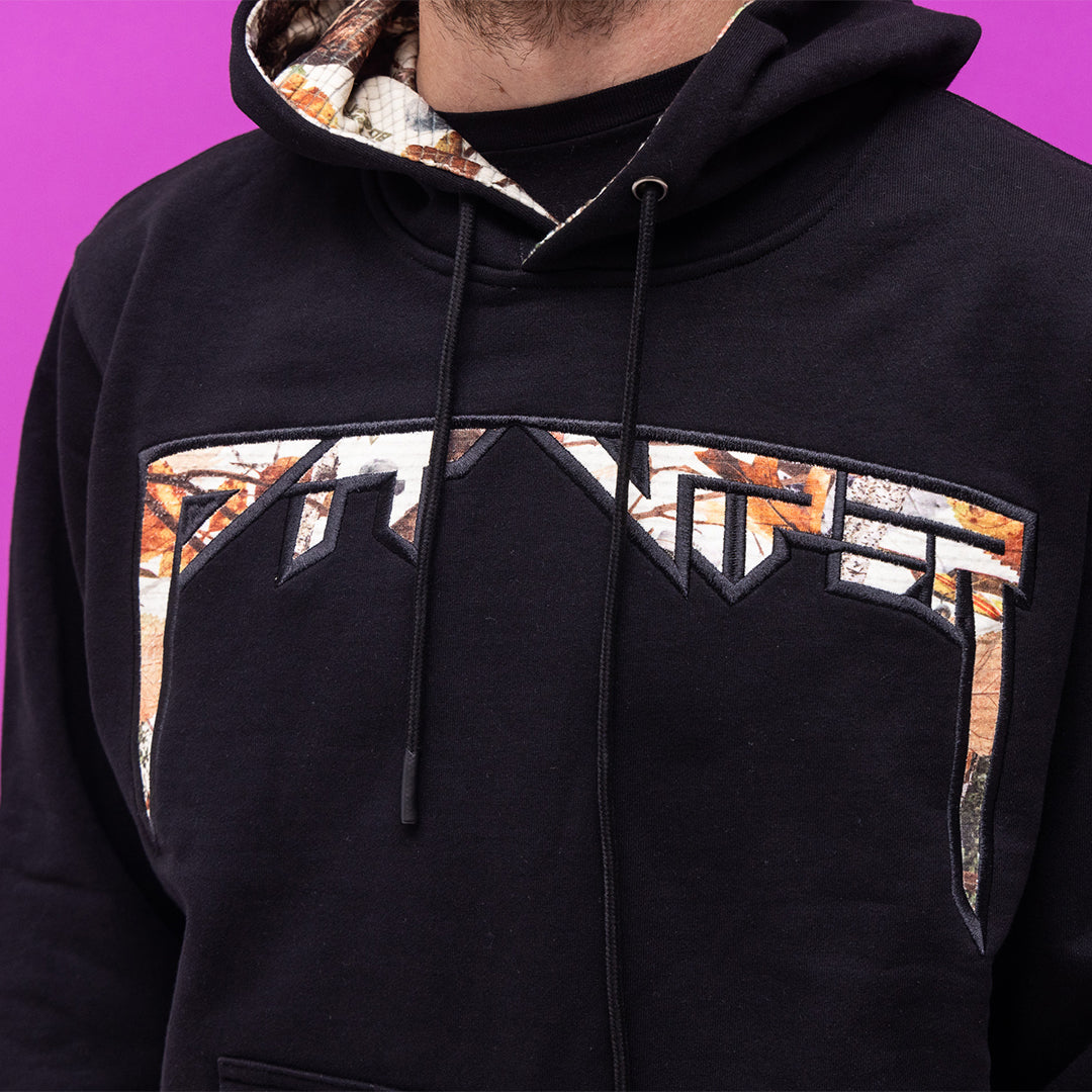 actualbush-hoodie_0000_PV_NewColorsStudio_AdamClark_Lifestyle_0180.jpg