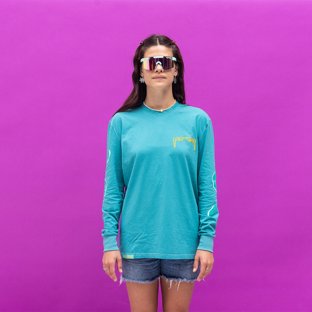 terrerium-shirt_0002_PV_NewColorsStudio_AdamClark_Lifestyle_0001.jpg
